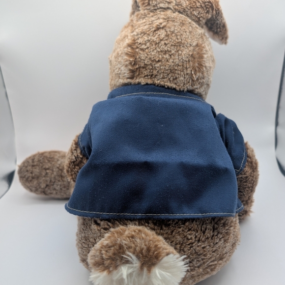 Peter Rabbit stuffed plush with blue jacket - Picture 4 of 5